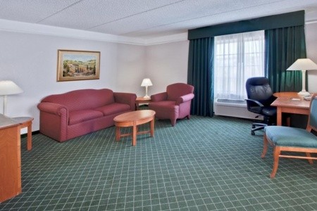 USA Miami La Quinta Inn & Suites Miami Airport West 14 dňový pobyt Raňajky Letecky Letisko: Praha October 2025 (24/10/25- 6/11/25)