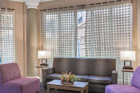 USA Miami La Quinta Inn & Suites Miami Airport West 14 dňový pobyt Raňajky Letecky Letisko: Praha October 2025 (24/10/25- 6/11/25)