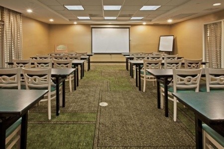 USA Miami La Quinta Inn & Suites Miami Airport West 14 dňový pobyt Raňajky Letecky Letisko: Praha October 2025 (24/10/25- 6/11/25)