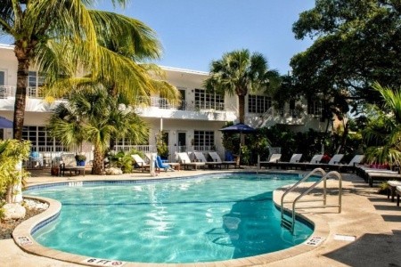 Tradewinds Apartment & Hotel