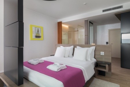 Chorvátsko Trogir Ola (Seget Donji) 9 dňový pobyt Polpenzia Letecky Letisko: Praha October 2025 (31/10/25- 8/11/25)