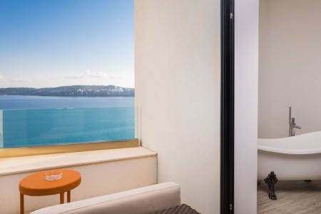 Chorvátsko Trogir Ola (Seget Donji) 9 dňový pobyt Polpenzia Letecky Letisko: Praha October 2025 (31/10/25- 8/11/25)