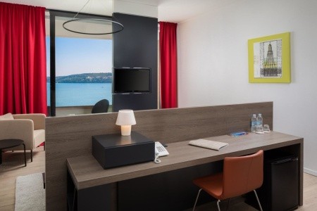 Chorvátsko Trogir Ola (Seget Donji) 9 dňový pobyt Polpenzia Letecky Letisko: Praha October 2025 (31/10/25- 8/11/25)