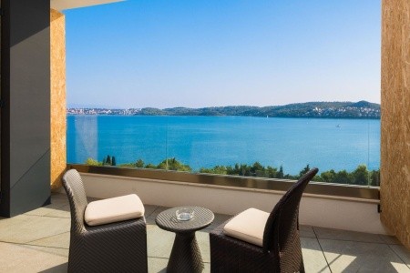 Chorvátsko Trogir Ola (Seget Donji) 9 dňový pobyt Polpenzia Letecky Letisko: Praha October 2025 (31/10/25- 8/11/25)