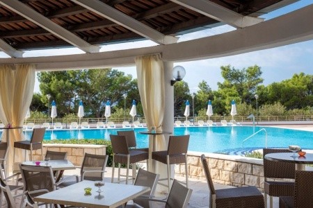 Chorvátsko Makarská riviéra Bluesun Holiday Village Afrodita 10 dňový pobyt Raňajky Letecky Letisko: Praha October 2025 ( 8/10/25-17/10/25)