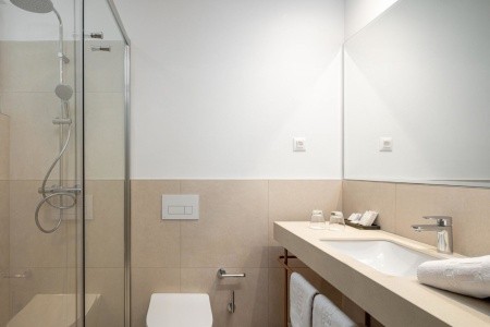 Chorvátsko Makarská riviéra Bluesun Holiday Village Afrodita 10 dňový pobyt Raňajky Letecky Letisko: Praha October 2025 ( 8/10/25-17/10/25)