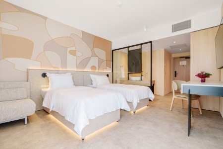 Zenith (Ex.marlin Beach) - 15