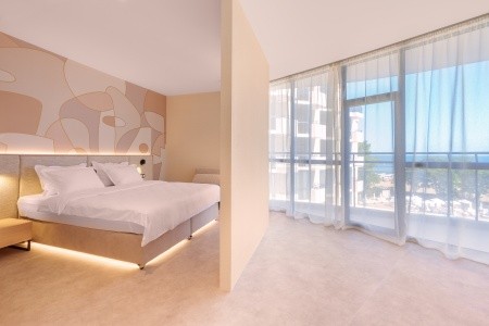 Zenith (Ex.marlin Beach) - 18