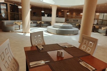 Zenith (Ex.marlin Beach) - 23