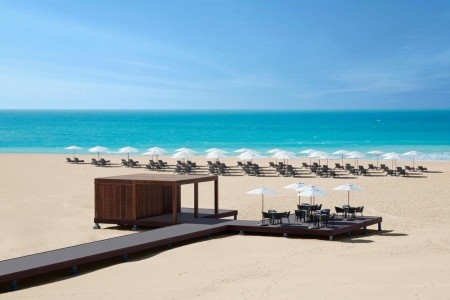 Spojené arabské emiráty Abu Dhabi Saadiyat Rotana Resort & Villas 15 dňový pobyt Polpenzia Letecky Letisko: Viedeň July 2025 (22/07/25- 5/08/25)