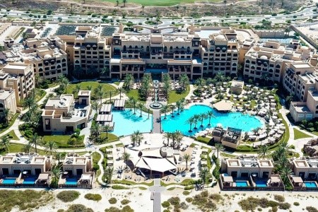 Spojené arabské emiráty Abu Dhabi Saadiyat Rotana Resort & Villas 15 dňový pobyt Polpenzia Letecky Letisko: Viedeň July 2025 (22/07/25- 5/08/25)