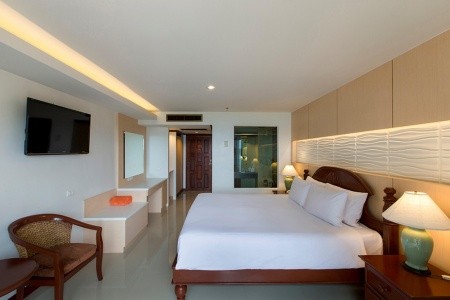 Thajsko Phuket Chanalai Garden Resort 9 dňový pobyt Raňajky Letecky Letisko: Praha February 2026 (17/02/26-25/02/26)