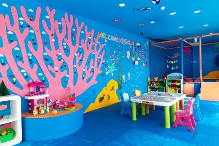 Thajsko Phuket Chanalai Garden Resort 9 dňový pobyt Raňajky Letecky Letisko: Praha February 2026 (17/02/26-25/02/26)