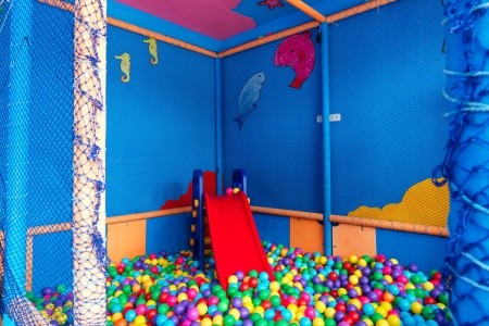 Thajsko Phuket Chanalai Garden Resort 9 dňový pobyt Raňajky Letecky Letisko: Praha February 2026 (17/02/26-25/02/26)