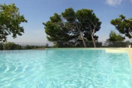 Provence Country Club (L'isle-Sur-La-Sorgue)