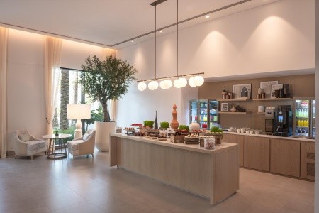 Spojené arabské emiráty Fujairah Palace Beach Resort Fujairah 12 dňový pobyt All Inclusive Letecky Letisko: Bratislava January 2026 (29/01/26- 9/02/26)