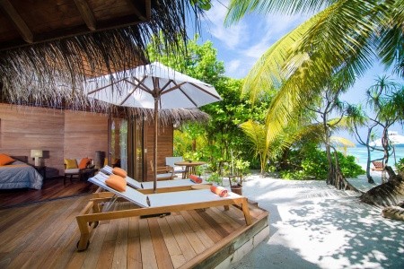 Maldivy Atol Ari Mirihi Island Resort 10 dňový pobyt Plná penzia Letecky Letisko: Praha April 2025 (25/04/25- 4/05/25)