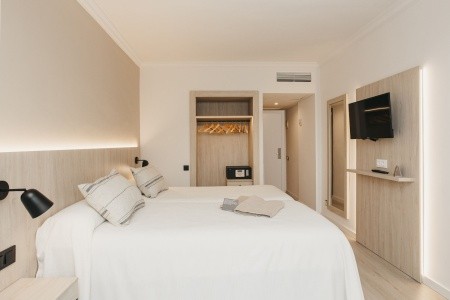 Španielsko Menorca Cala Galdana Hotel & Villas D Aljandar (Cala Galdana) 8 dňový pobyt Polpenzia Letecky Letisko: Praha September 2026 (12/09/26-19/09/26)