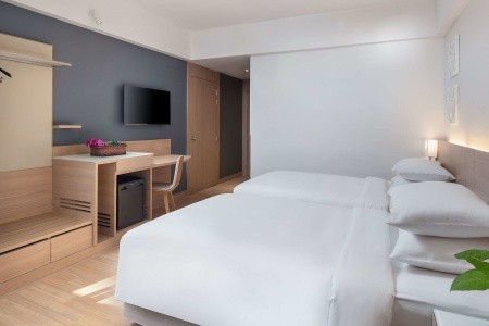 Thajsko Phuket Hyatt Place Phuket Patong 12 dňový pobyt Plná penzia Letecky Letisko: Katovice December 2025 ( 4/12/25-15/12/25)