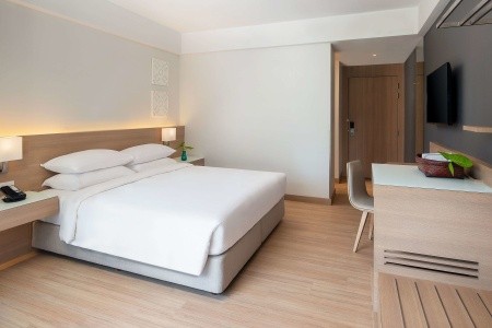 Thajsko Phuket Hyatt Place Phuket Patong 12 dňový pobyt Plná penzia Letecky Letisko: Katovice December 2025 ( 4/12/25-15/12/25)