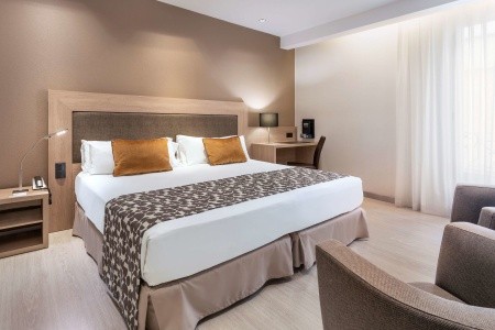 Španielsko Madrid Catalonia Plaza Mayor 9 dňový pobyt Raňajky Letecky Letisko: Praha October 2025 (11/10/25-19/10/25)