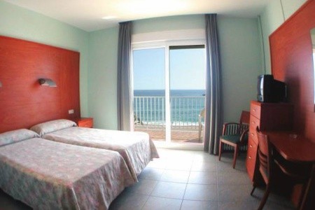 Španielsko Costa Brava Horitzo 15 dňový pobyt Raňajky Letecky Letisko: Praha April 2026 ( 8/04/26-22/04/26)