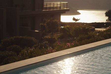 Grécko Kréta Domes Aulus Elounda All-Inclusive Resort Curio Collection By Hilton 11 dňový pobyt Polpenzia Letecky Letisko: Bratislava September 2026 (16/09/26-26/09/26)