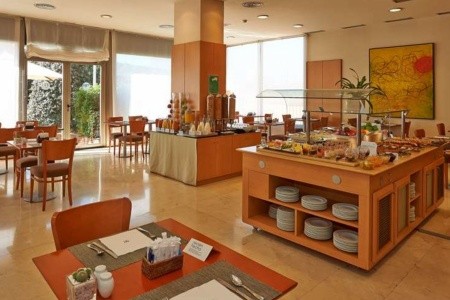 Španielsko Barcelona Nh Porta Barcelona (Sant Just Desvern) 9 dňový pobyt Raňajky Letecky Letisko: Praha October 2025 (17/10/25-17/10/25)