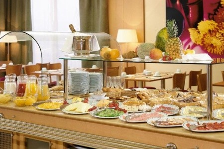 Španielsko Barcelona Nh Porta Barcelona (Sant Just Desvern) 9 dňový pobyt Raňajky Letecky Letisko: Praha October 2025 (17/10/25-17/10/25)