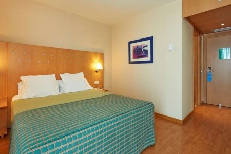 Španielsko Barcelona Nh Porta Barcelona (Sant Just Desvern) 9 dňový pobyt Raňajky Letecky Letisko: Praha October 2025 (17/10/25-17/10/25)