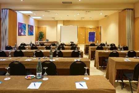 Španielsko Barcelona Nh Porta Barcelona (Sant Just Desvern) 9 dňový pobyt Raňajky Letecky Letisko: Praha October 2025 (17/10/25-17/10/25)