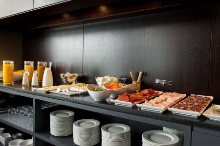 Španielsko Barcelona Vilamari 13 dňový pobyt Raňajky Letecky Letisko: Praha October 2025 (31/10/25-12/11/25)