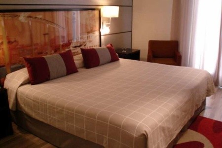 Španielsko Barcelona H10 Universitat 10 dňový pobyt Raňajky Letecky Letisko: Praha October 2025 (12/10/25-21/10/25)