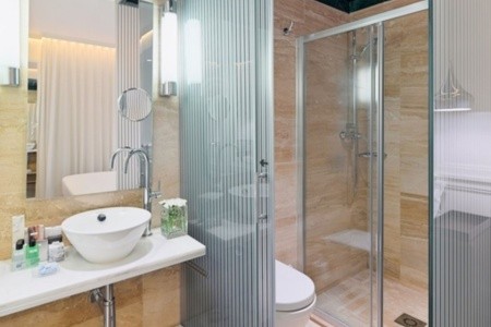 Španielsko Barcelona H10 Universitat 10 dňový pobyt Raňajky Letecky Letisko: Praha October 2025 (12/10/25-21/10/25)