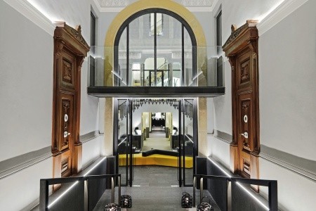 Španielsko Barcelona H10 Urquinaona Plaza 12 dňový pobyt Raňajky Letecky Letisko: Praha September 2025 (10/09/25-21/09/25)