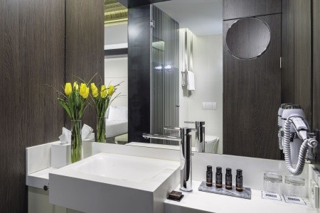 Španielsko Barcelona H10 Urquinaona Plaza 12 dňový pobyt Raňajky Letecky Letisko: Praha September 2025 (10/09/25-21/09/25)