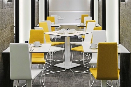 Španielsko Barcelona H10 Urquinaona Plaza 12 dňový pobyt Raňajky Letecky Letisko: Praha September 2025 (10/09/25-21/09/25)