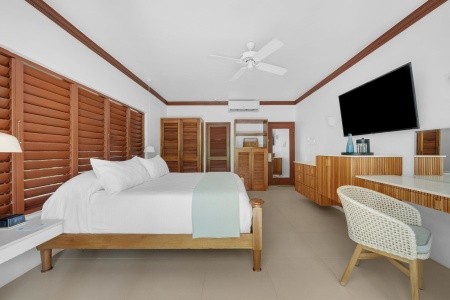 Couples Swept Away - 54