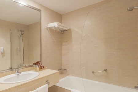 Kanárske ostrovy Gran Canaria Cristina Las Palmas 15 dňový pobyt Raňajky Letecky Letisko: Viedeň October 2025 (30/10/25-13/11/25)