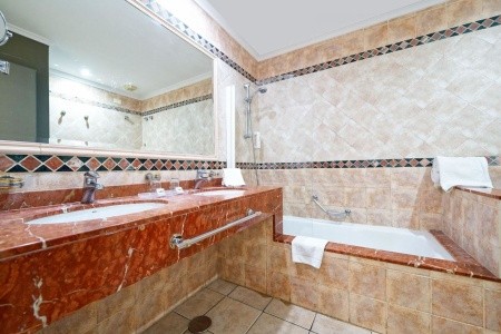 Kanárske ostrovy Gran Canaria Bull Vital Suites & Spa 15 dňový pobyt Raňajky Letecky Letisko: Viedeň June 2025 (23/06/25- 7/07/25)