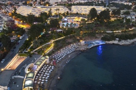 The Grand Blue Sky International - 16