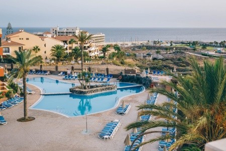 Kanárske ostrovy Tenerife Grand Muthu Golf Plaza (San Miguel) 8 dňový pobyt Raňajky Letecky Letisko: Budapešť January 2025 (31/01/25- 7/02/25)