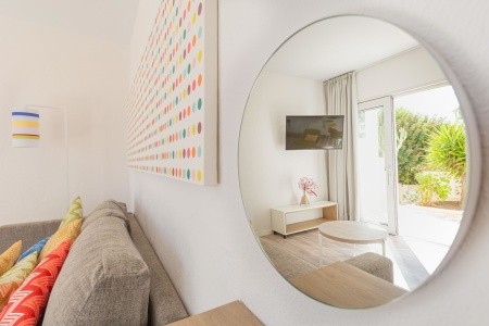 R2 Maryvent Beach Apartment - 35