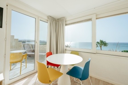 R2 Maryvent Beach Apartment - 71