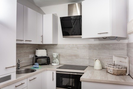 R2 Maryvent Beach Apartment - 76