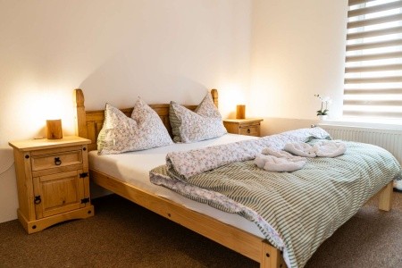 Česká republika Západné Čechy Hrad Vildštejn (Skalná) 3 dňový pobyt Polpenzia Vlastná October 2025 (26/10/25-28/10/25)