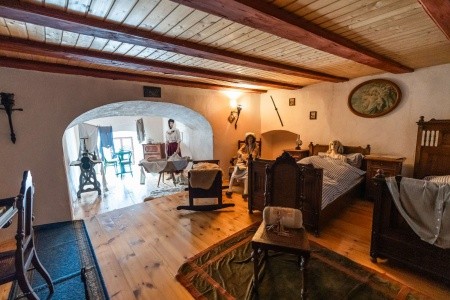 Česká republika Západné Čechy Hrad Vildštejn (Skalná) 3 dňový pobyt Polpenzia Vlastná October 2025 (26/10/25-28/10/25)