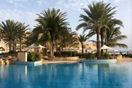 Shangri - La's Al Bandar