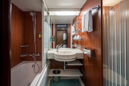 Norwegian Gem - 35