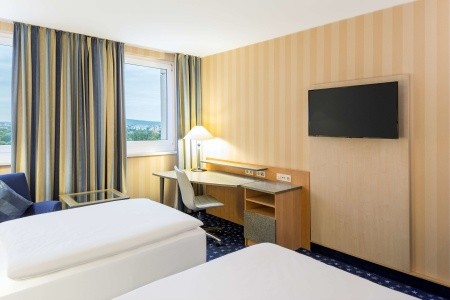 Rakúsko Viedeň NH Danube City 5 dňový pobyt Bez stravy Vlastná January 2026 (22/01/26-26/01/26)